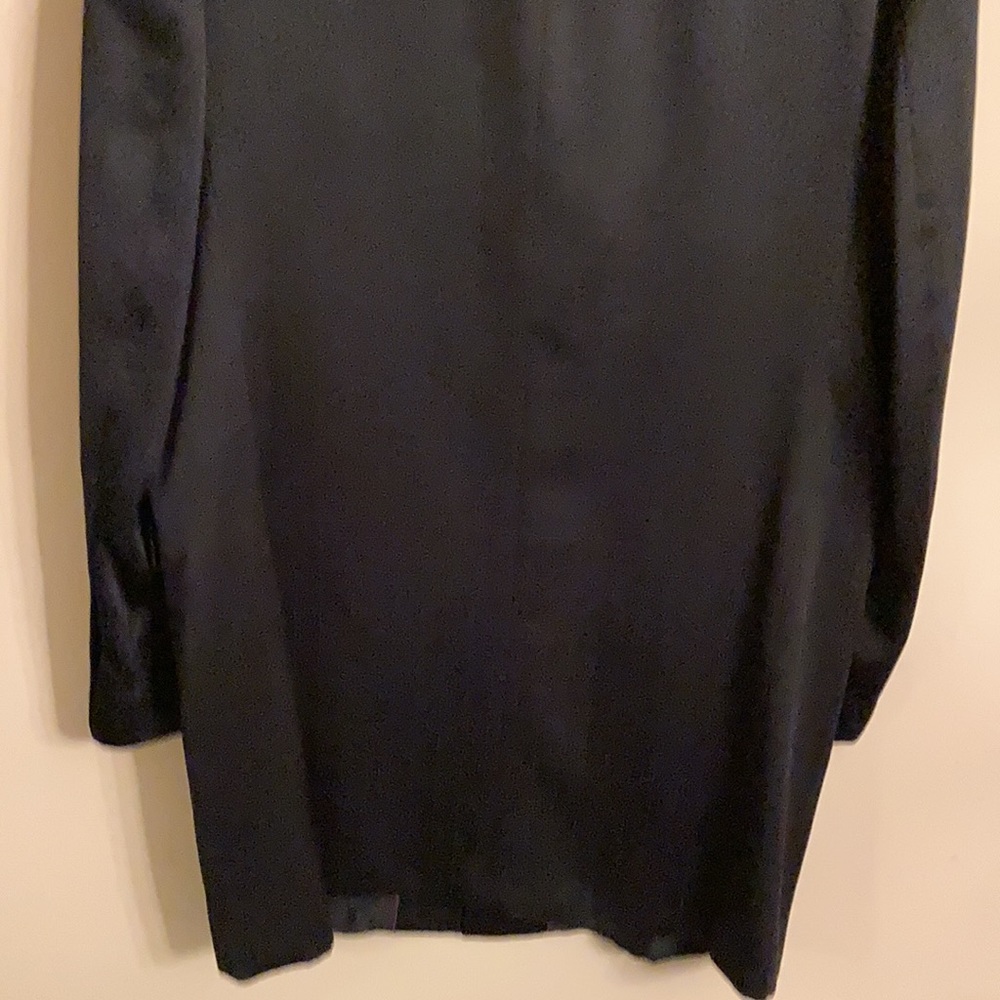 Gorgeous Black on Black Pinstripe Jacket w/matching Slacks and Shirt Top Hat tie - Picture 8 of 13